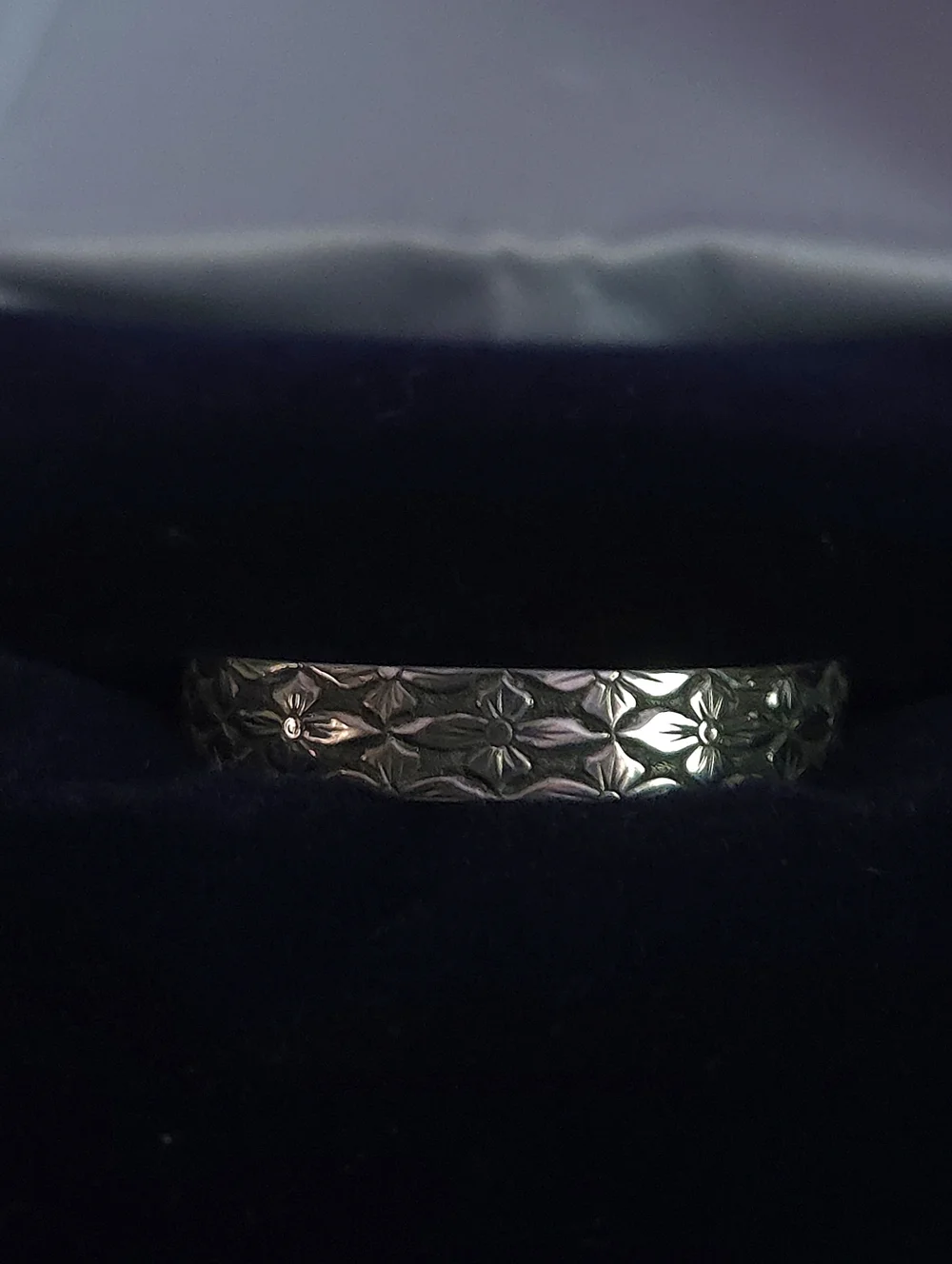 Hand Engraved Sterling Silver 925 Band Ring Floral size 6.5 NEW